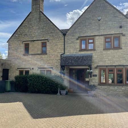 Cotswolds Luxury House In Central Bourton Large Sleeps 2-11. Pet Friendly. מראה חיצוני תמונה
