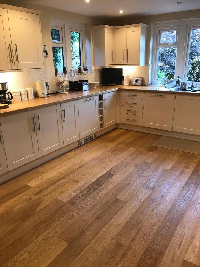 Cotswolds Luxury House In Central Bourton Large Sleeps 2-11. Pet Friendly. מראה חיצוני תמונה