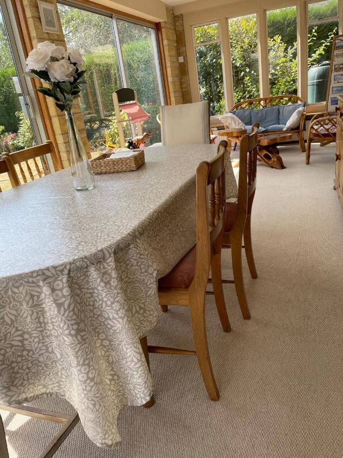 Cotswolds Luxury House In Central Bourton Large Sleeps 2-11. Pet Friendly. מראה חיצוני תמונה