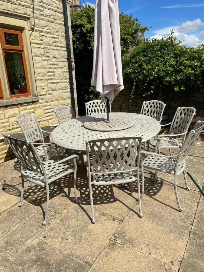 Cotswolds Luxury House In Central Bourton Large Sleeps 2-11. Pet Friendly. מראה חיצוני תמונה
