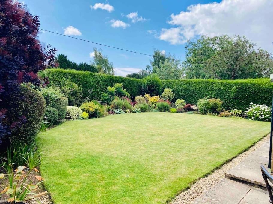 Cotswolds Luxury House In Central Bourton Large Sleeps 2-11. Pet Friendly. מראה חיצוני תמונה