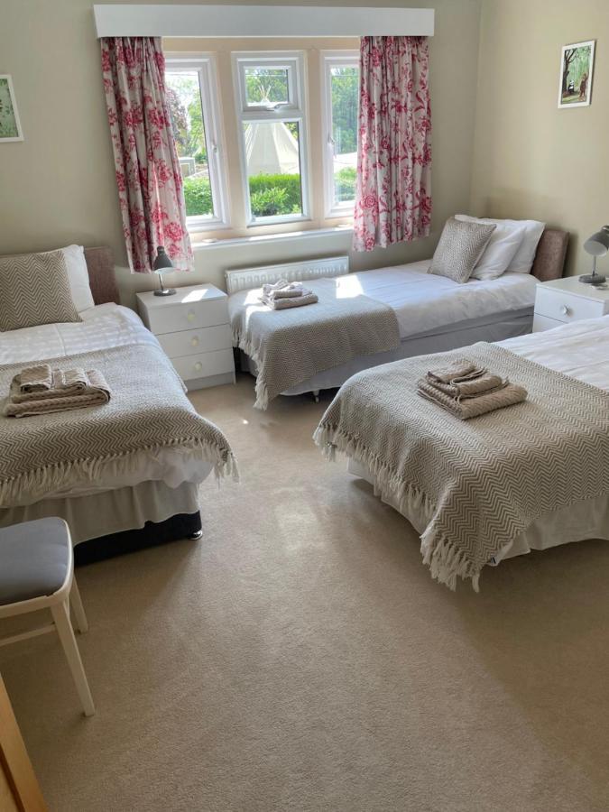 Cotswolds Luxury House In Central Bourton Large Sleeps 2-11. Pet Friendly. מראה חיצוני תמונה