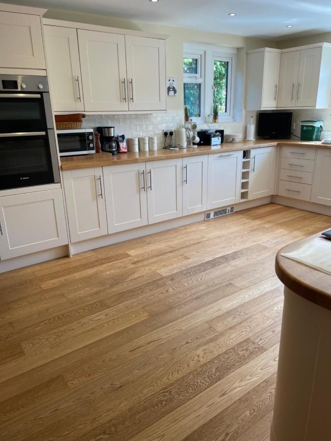Cotswolds Luxury House In Central Bourton Large Sleeps 2-11. Pet Friendly. מראה חיצוני תמונה